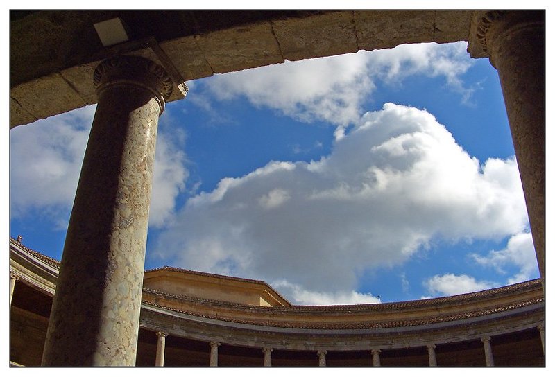 Взгляд изнутри фото превью