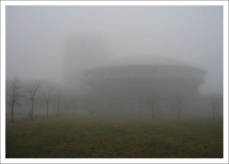 туман, осень, улгту Неземной пейзаж фото превью