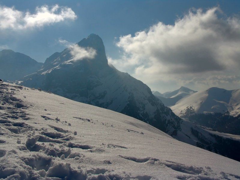 вершина которая все ещё впереди  фото превью