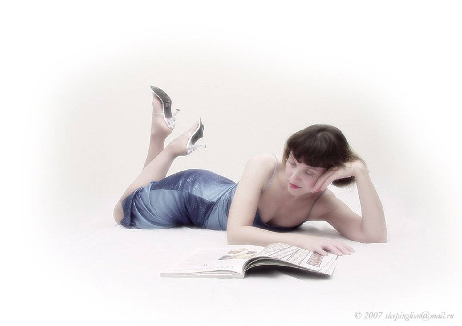 портрет девушки в облаках, Pilgrim