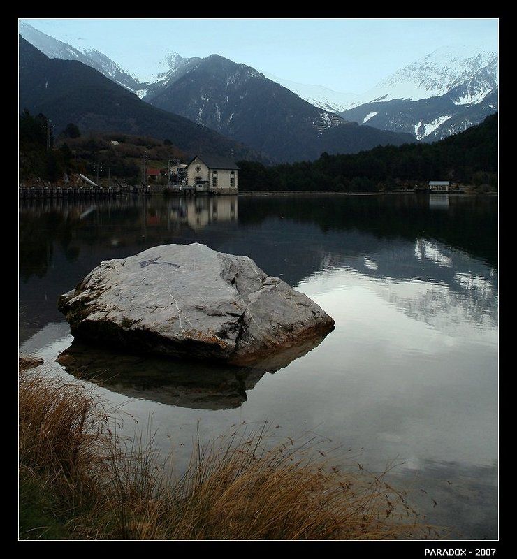 испания,горы,озеро,парк_ордеса,тишина,paradox Каменный страж тишины фото превью