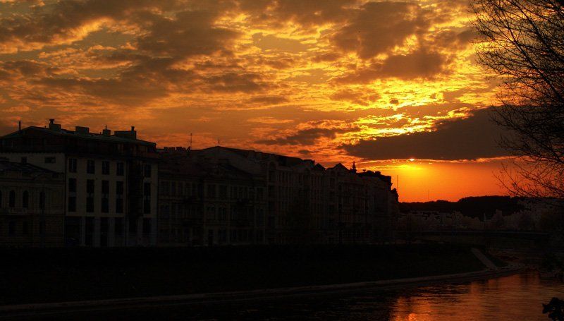 закат, набережная, вильнюс Городской... фото превью