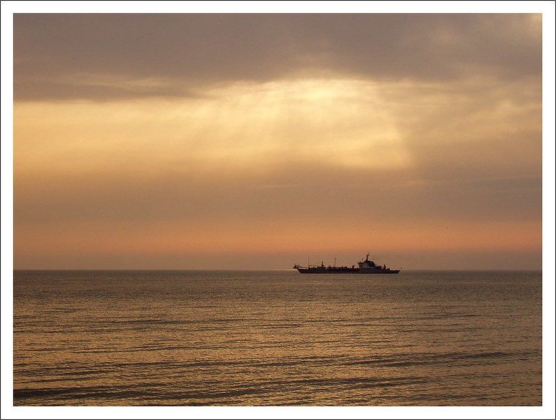 балтийское море, балтийск, вечер, корабль Вечерние краски Балтики фото превью