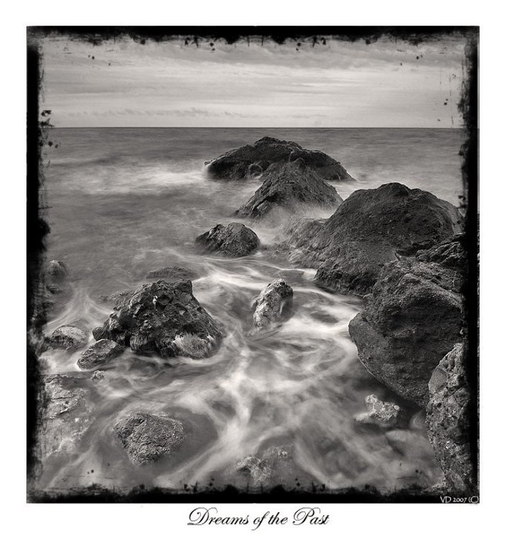 чб скалы море пена Dreams of the Past фото превью