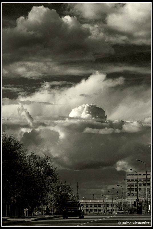 тучи,город,весна,тушино Тучи над городом встали .... фото превью
