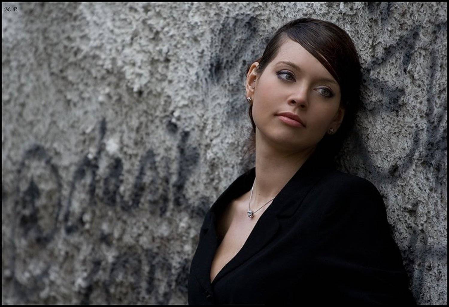 ольга портрет весна стена, Петрова Мария