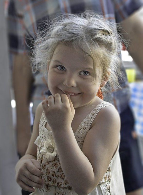 Shyness фото превью