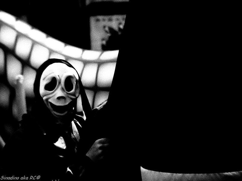 маска Занавес открывается фото превью