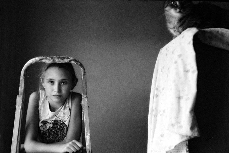 Про девочку и кошку фото превью