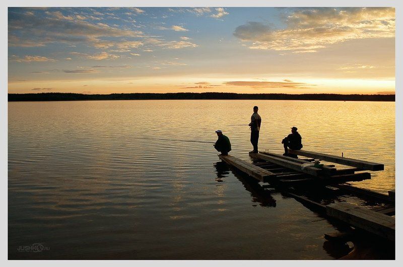 закат, рыбаки, озеро, пено Рыбаки фото превью