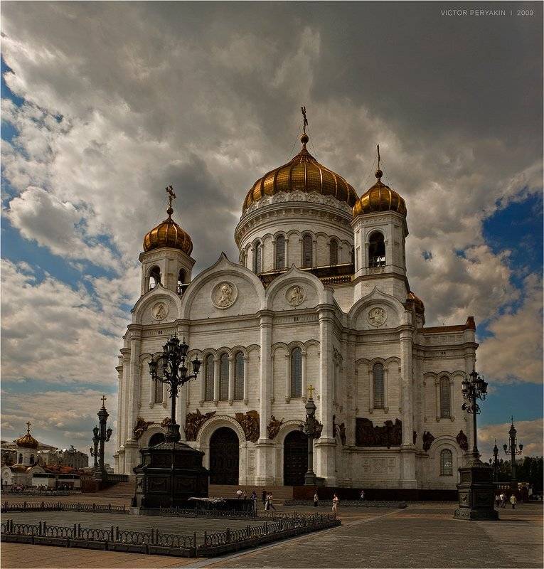 москва, храм, христа, спасителя, небо, облака, религия, город, Виктор Перякин