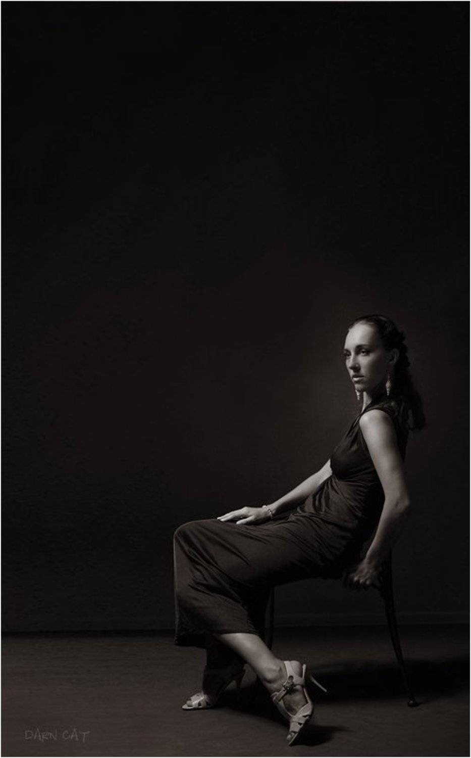 в, темноте, девушка, ждать, в, твоей, комнате, Darn Cat