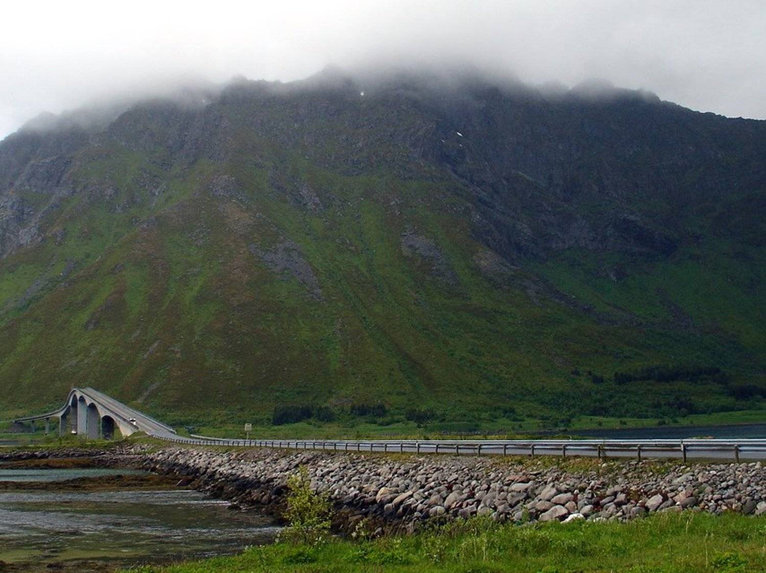 лофотены.лето.дорога, Liz