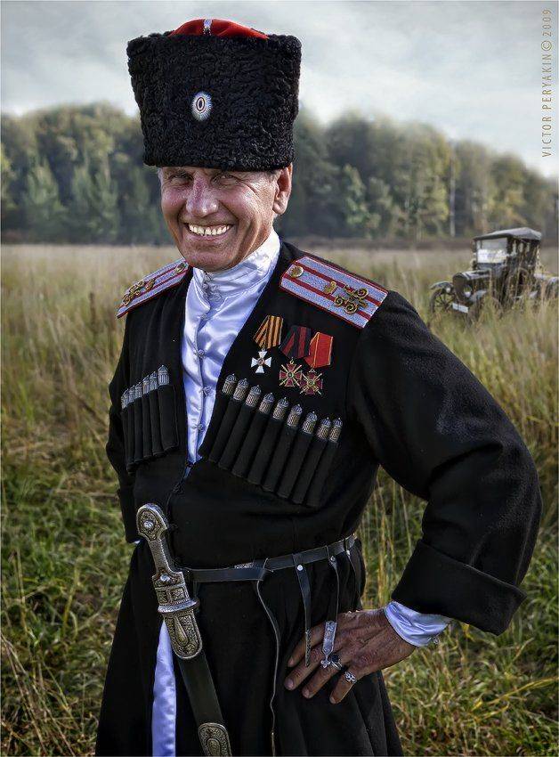 1916, форма, казак, офицер, ордена, старой, авто, кинжал, папаха, улыбка, Виктор Перякин