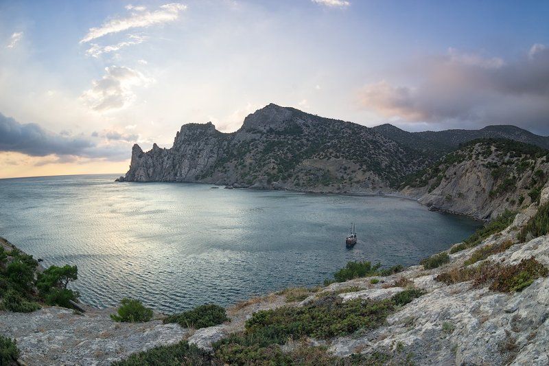 крым,природа,красота,свет,море,горы,гора,вода,волна,crimea Вечер в Царской бухте фото превью