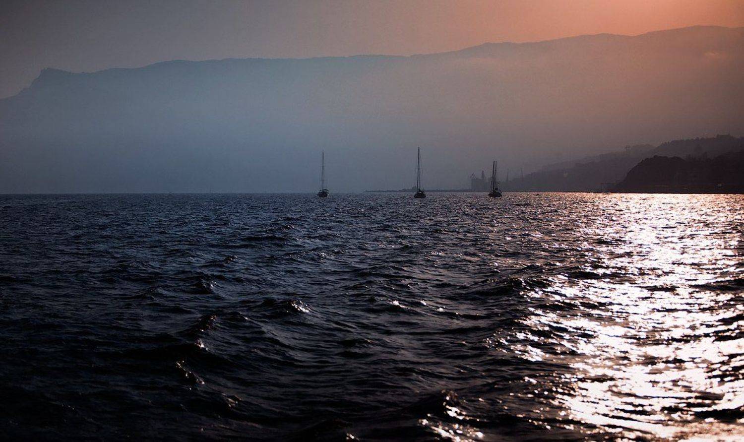 Море яхты берег закат волны, Александр Авилов