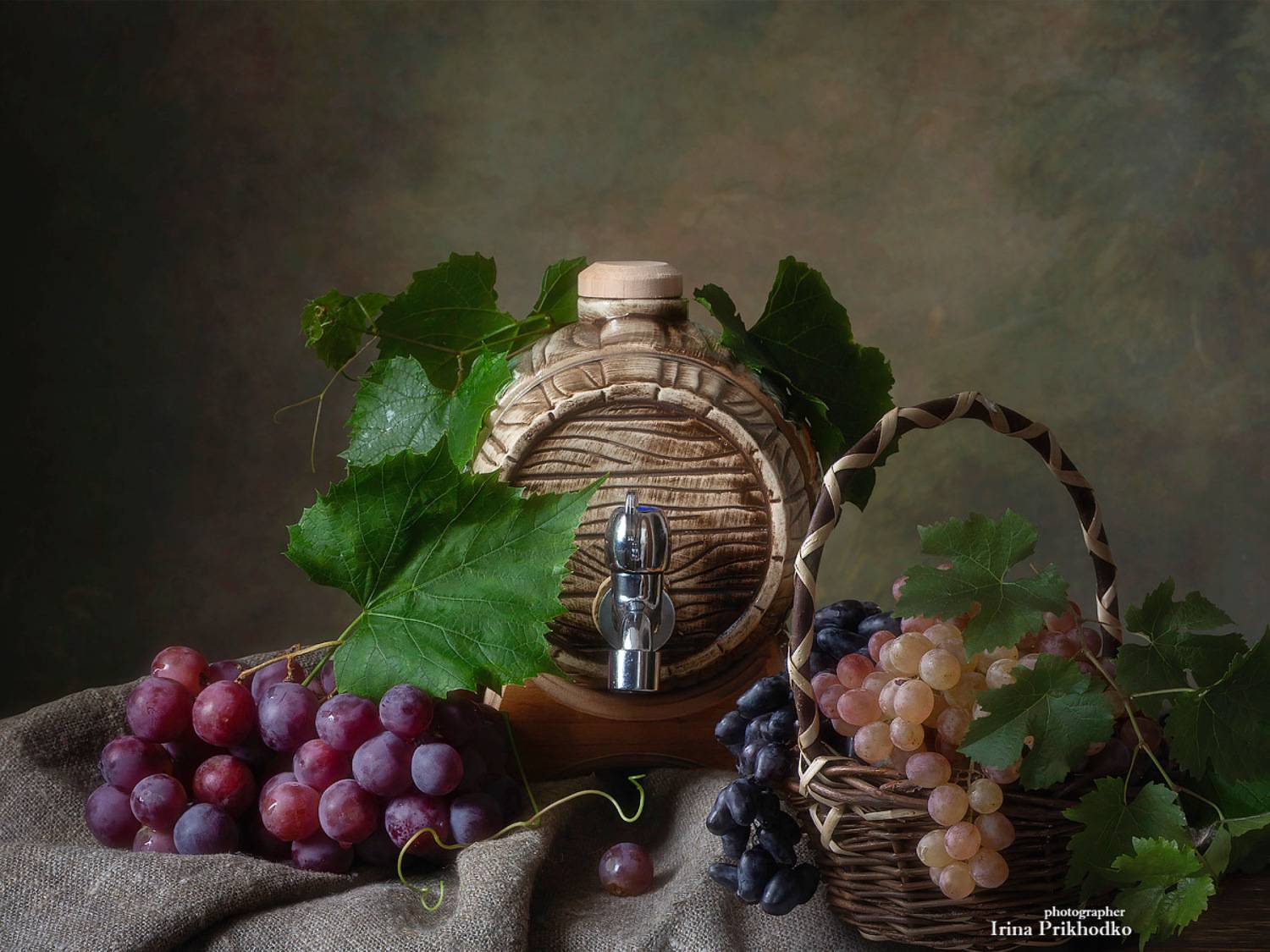 натюрморт, виноград, Приходько Ирина