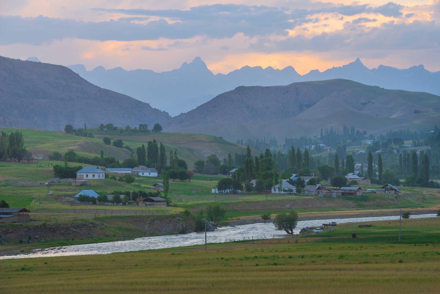 Киргизия, Сарычелек, Кутыгин Эдуард