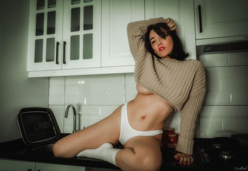 sensual, sexy, body, beautiful, girl, pretty, lady, indoor, light, home, sony, 28mm  фото превью