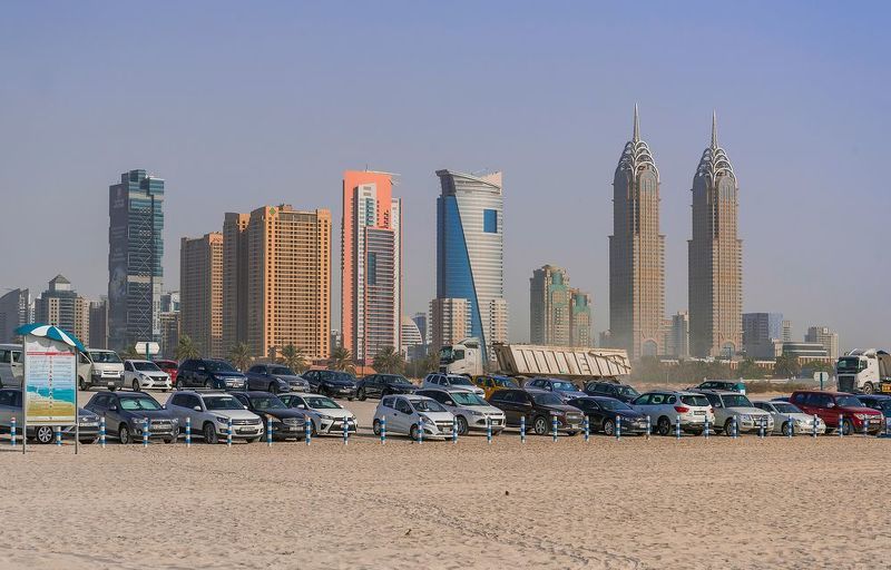 Two skyscrapers фото превью