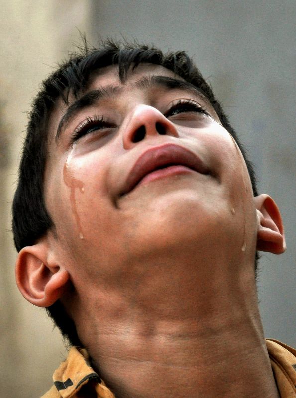 Yes, it is raining heavily....the sky фото превью