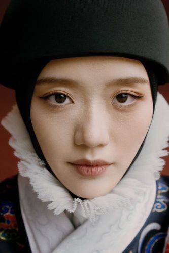 BRIGH MOON ON THE BANK OF THE LIJIANG RIVER