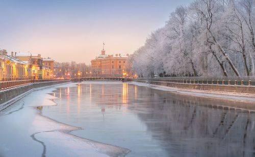 Зима нарядила Петербург...