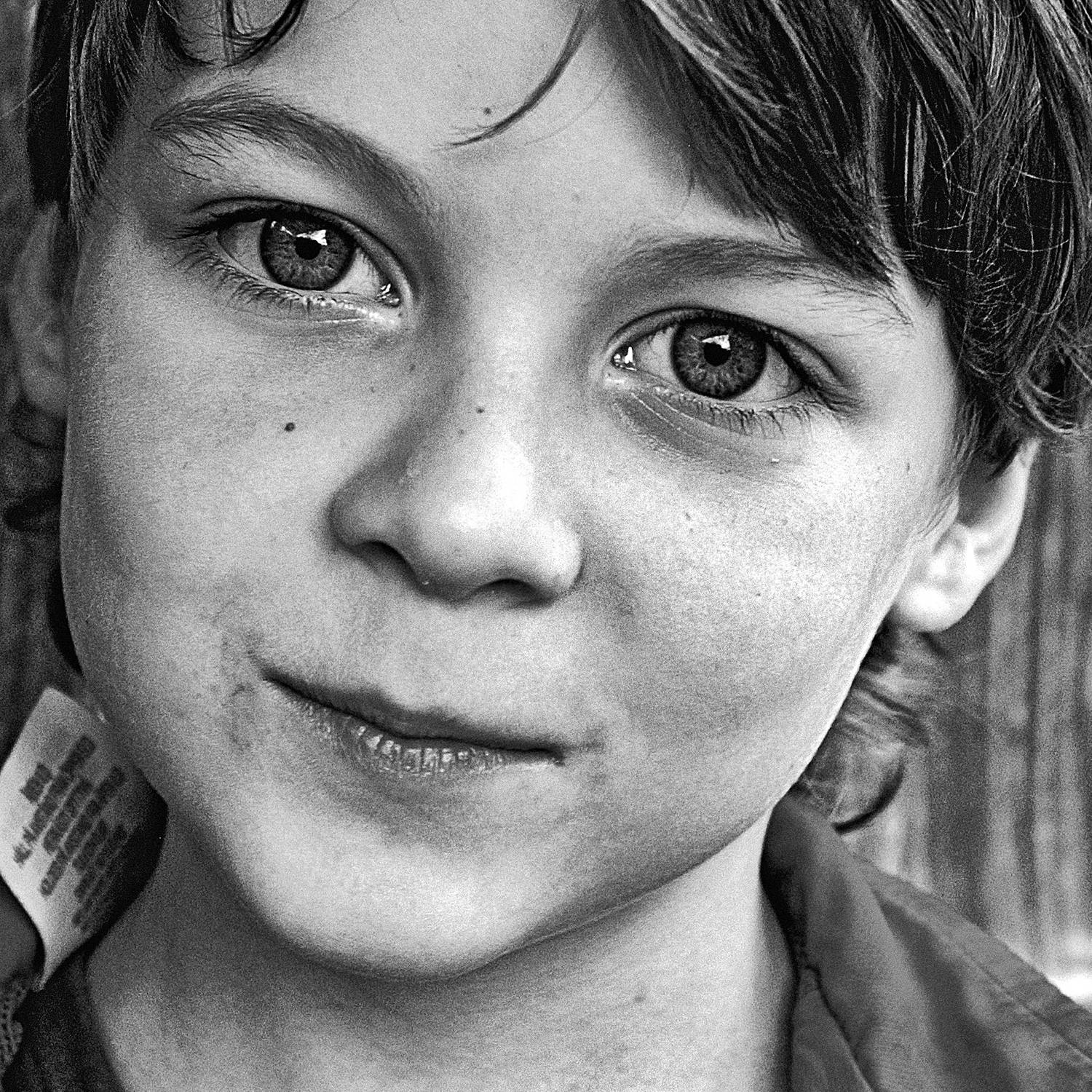 портрет, мальчишка, взгляд, апатиты, чб, Николай Смоляк