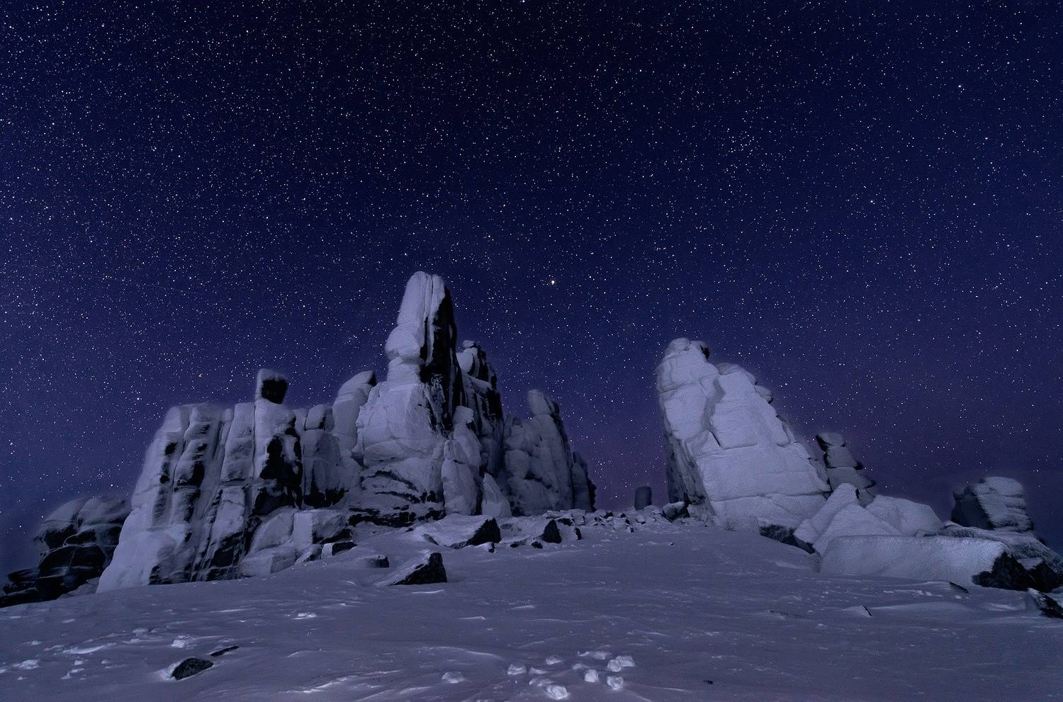 якутия, абыйский улус, улахан-сис, кекуры, ночь, звезды, Чекалев Алексей