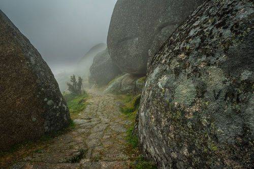 В таинственной стране