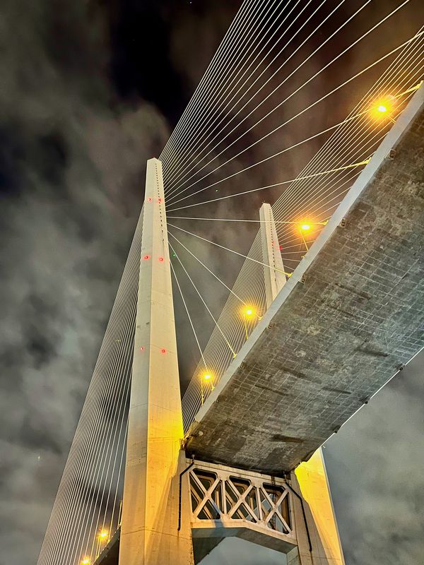 Под облаками фото превью