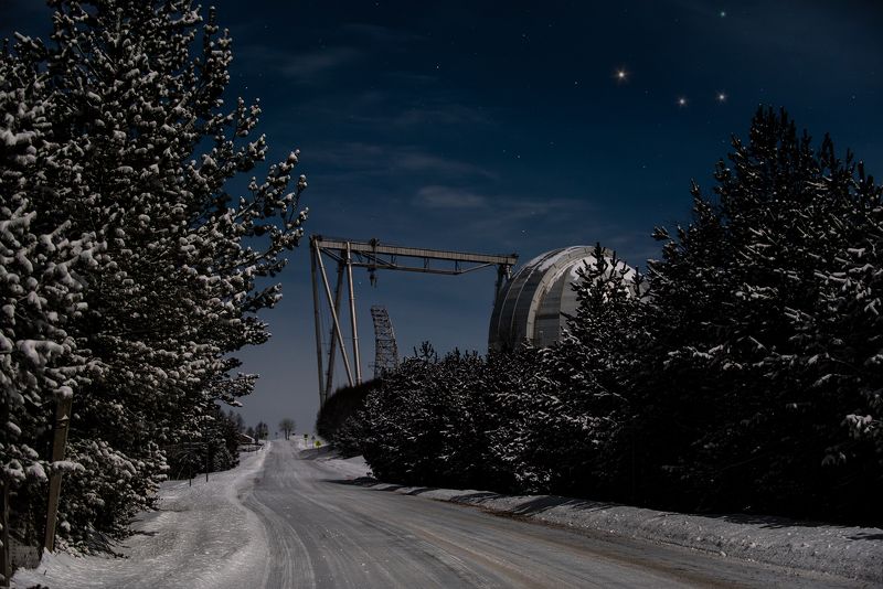 night, moon night, observatory, ночь, обсерватория Winter wonderland фото превью
