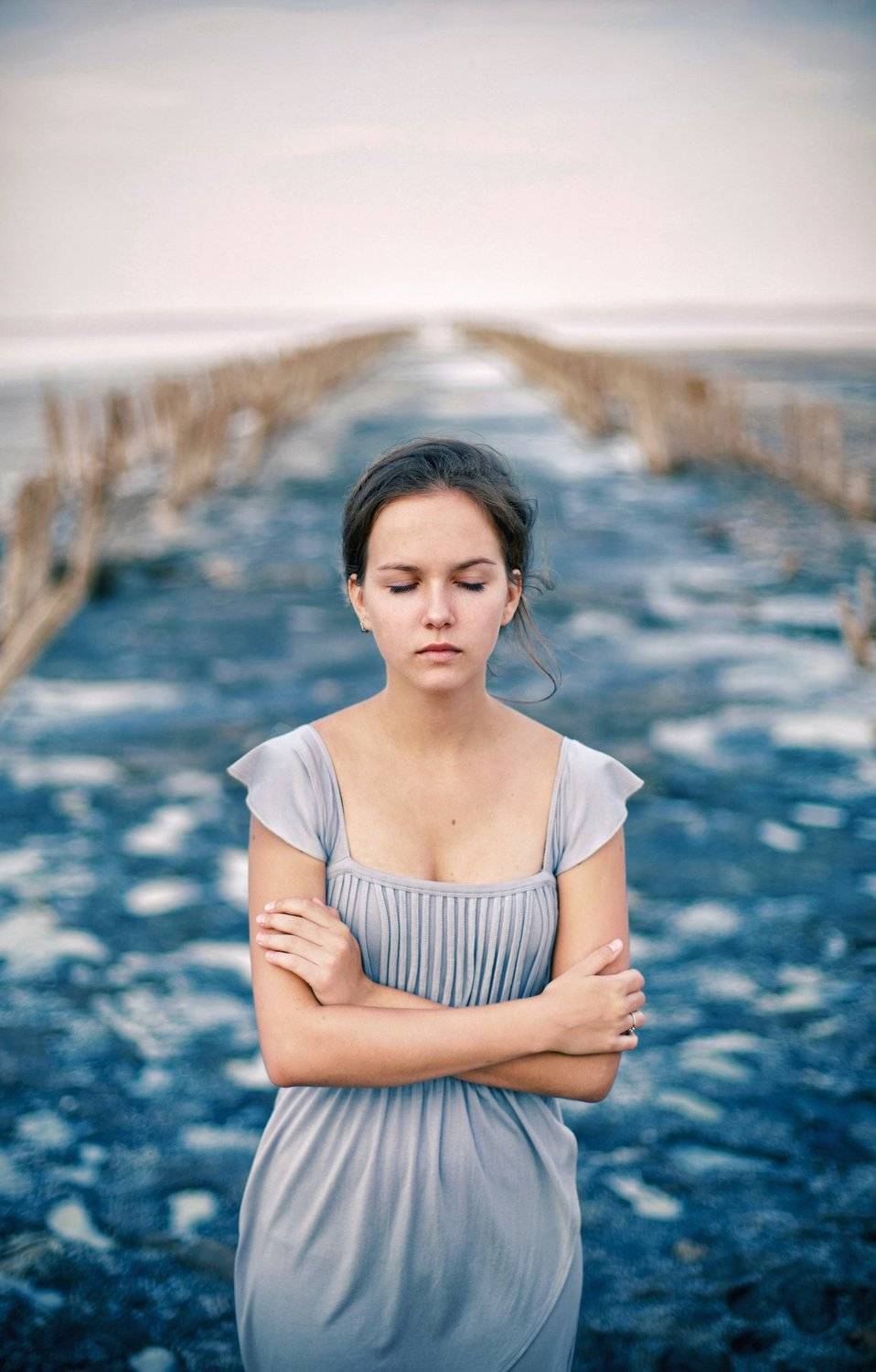 холод, сини, девушка, портрет, арт, руки, Алексей Попов