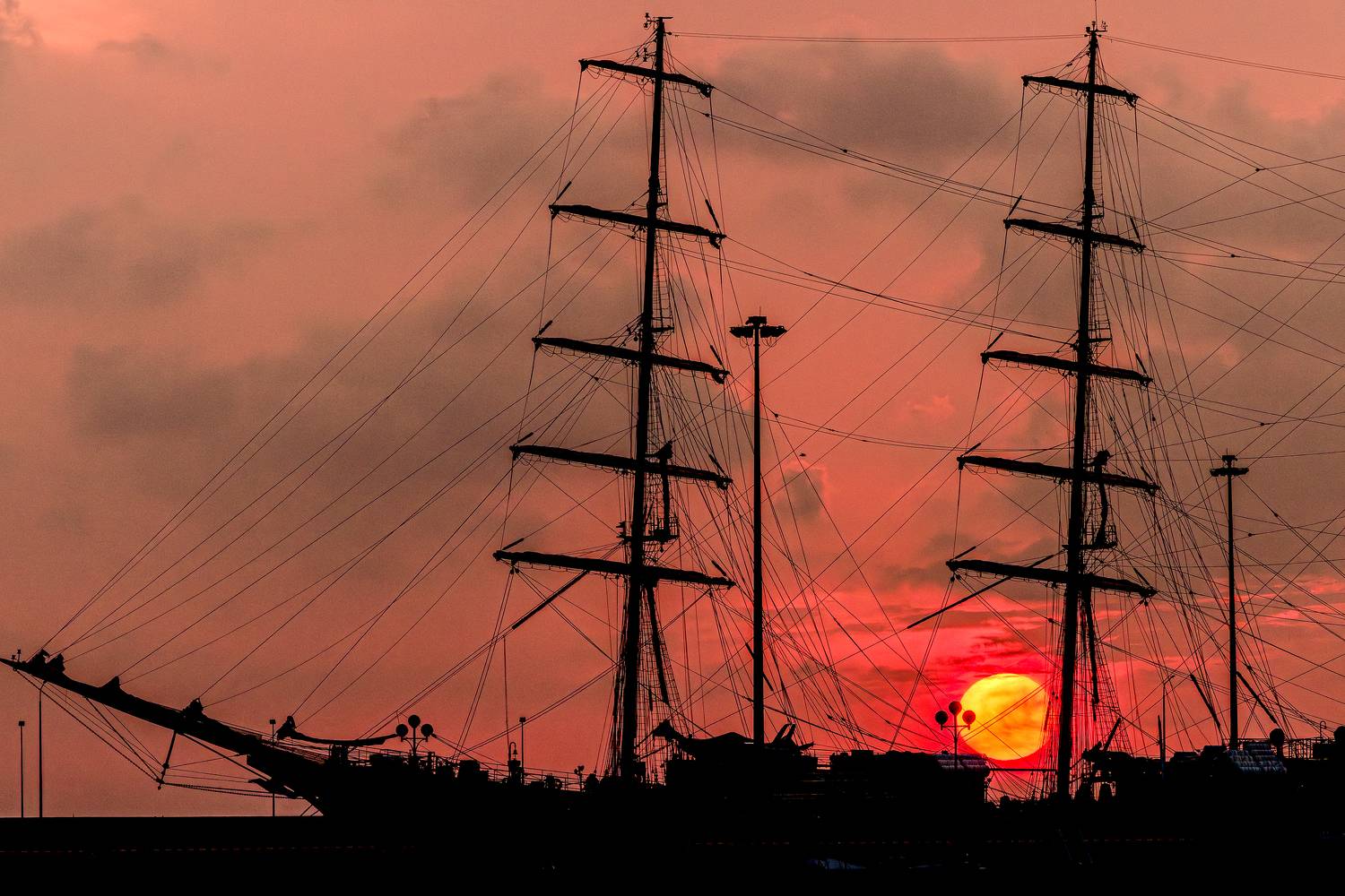 #море #закат #солнце #природа #сочи #корабль #парусник, Сергей Найбич