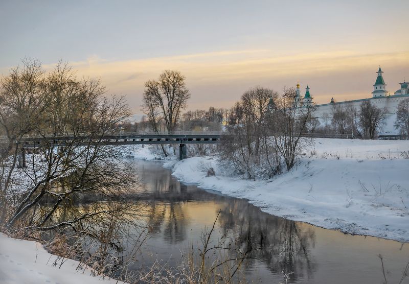 2024.январь. Вечером у реки... фото превью