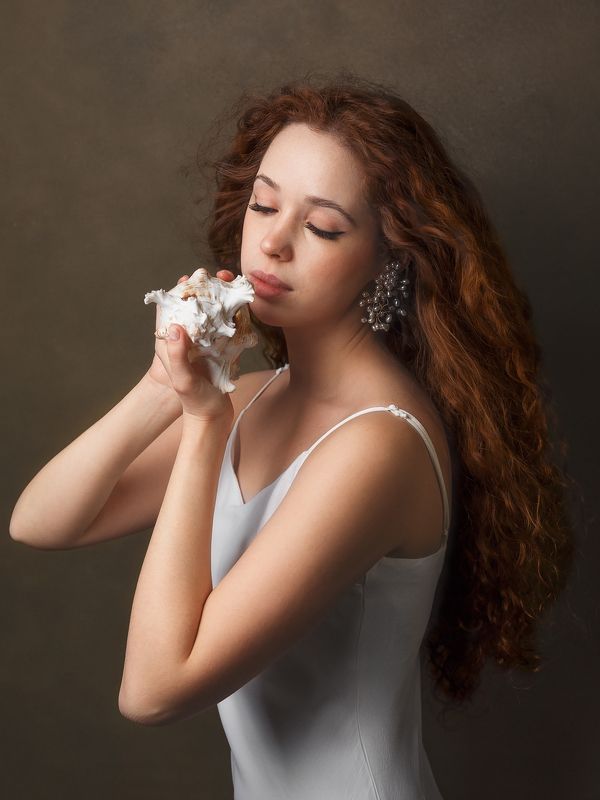 портрет, девушка, цвет, печать, лицо, длинные волосы, рыжая, кудри, ракушка, 35 мм  фото превью