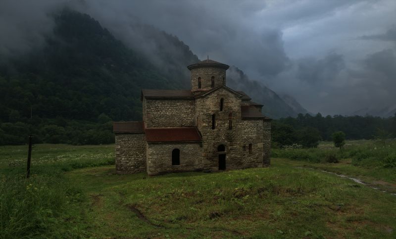 Средний Зеленчукский храм. фото превью