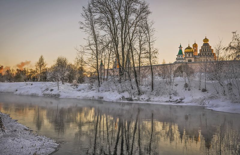 храм..., солнечно..., безоблачно Похолодало .... фото превью