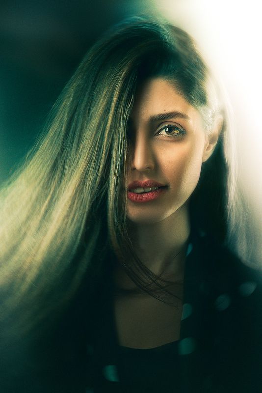 pooryarafiezade, پوریارفیعیزاده, پوریا رفیعی زاده, woman, scarf, blue, motion, blur,green,hair,portrait AYDA фото превью