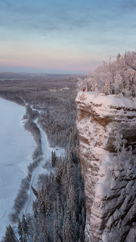 на краю... фото превью