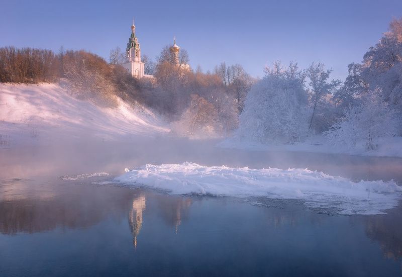 храм, туман, подмосковье, бужарово, зима Январь фото превью