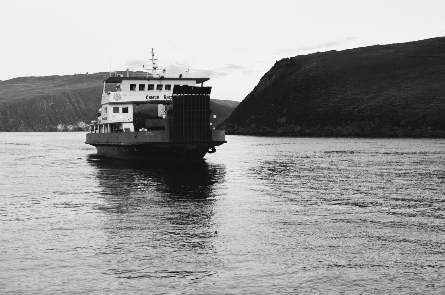 Байкал, пленка, ilford, чб, bw, pan100, nikon, film, analog, b&w, Mikhail Rusanov