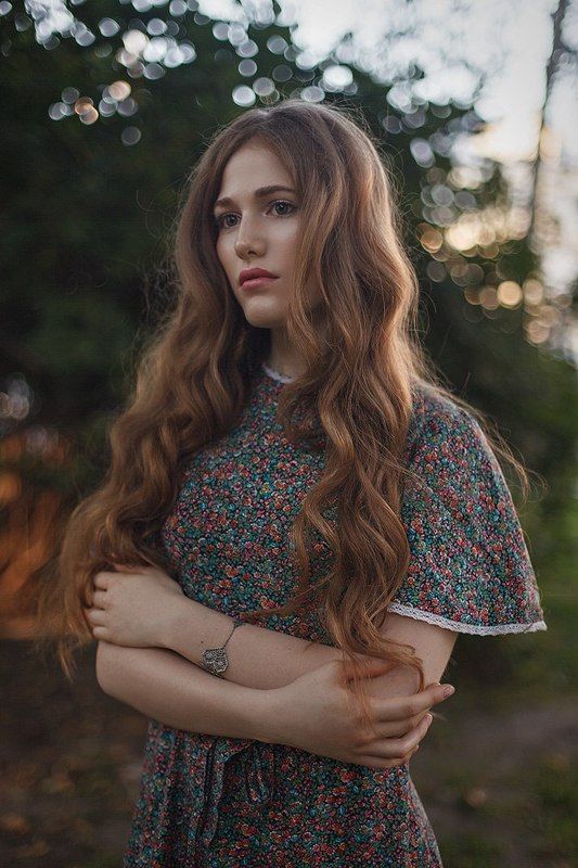 портрет, девушка  фото превью