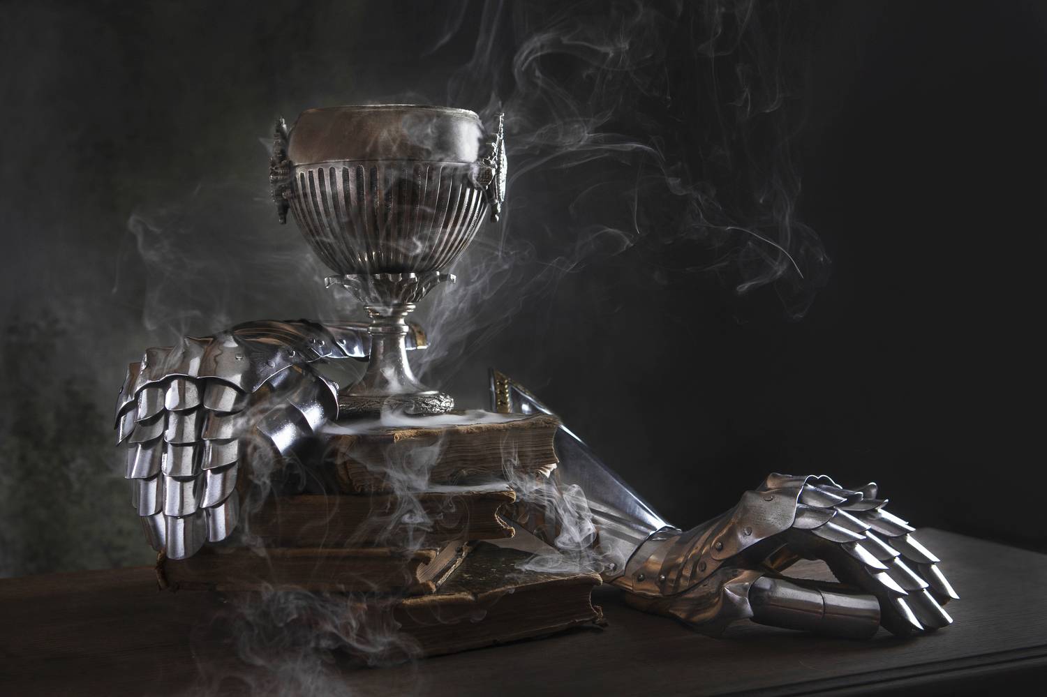 рыцарь, доспехи, старые книги, натюрморт, философ, воин, вино, бокал, размышления,  волшебство, мистика,, Alla Kostomarova