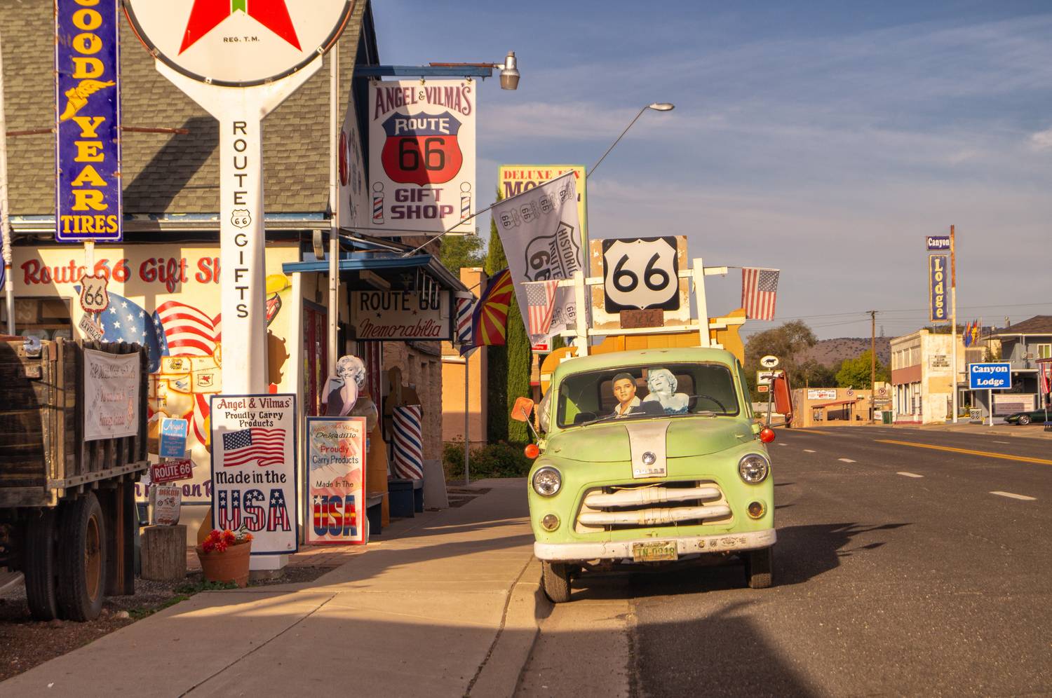 , Лариса Дука