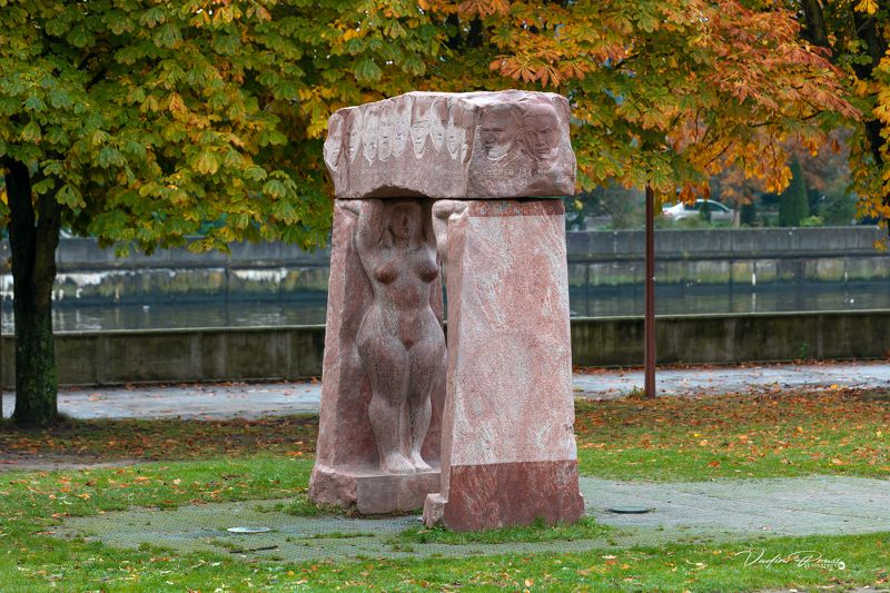 скульптура, Тяжесть веков, остров Канта, фотография, гранит, Россия, Калининград, улица, Свирин Вадим, sculpture, Weight of centuries, Kant island, photography, granite, Russia, Kaliningrad, street, Svirin Vadim Тяжесть веков фото превью