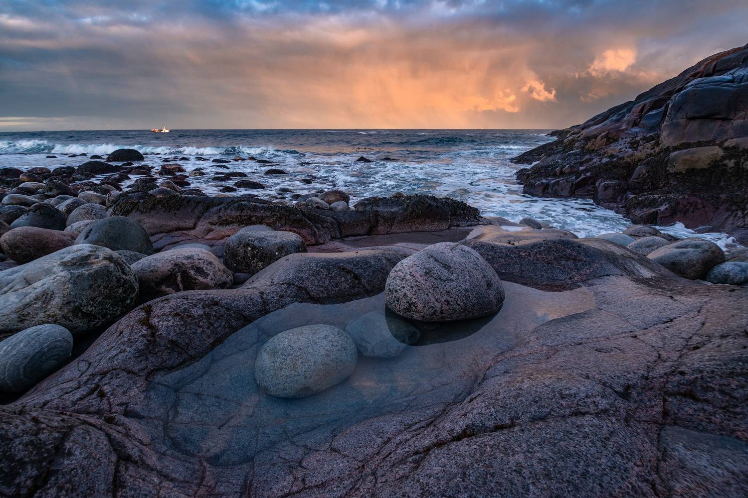 север, кольский, заполярье, баренцево море,териберка,, Роман Горячий