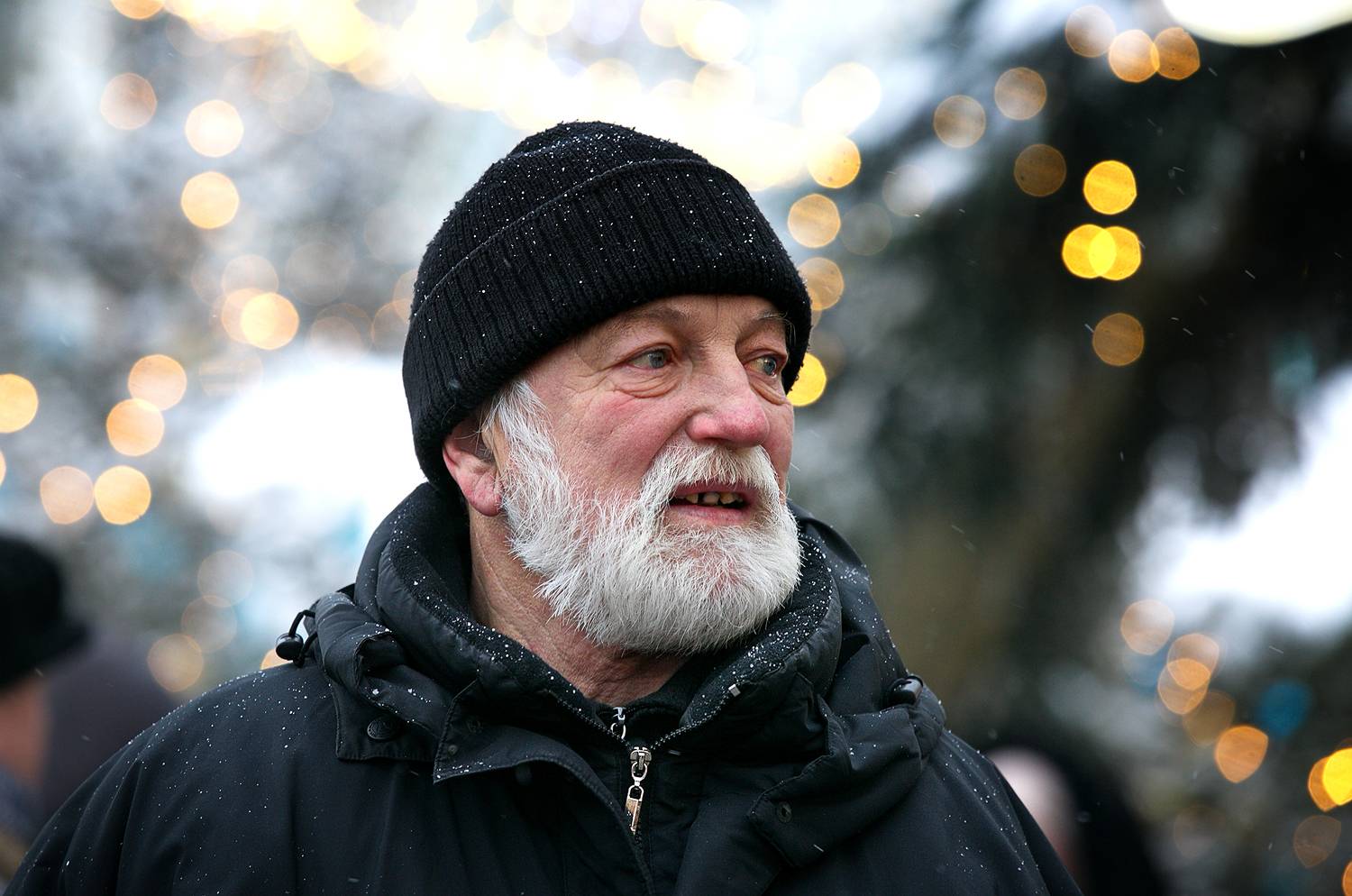 уличное фото, уличный мужской портрет, зима, рождество, Vera Trandina