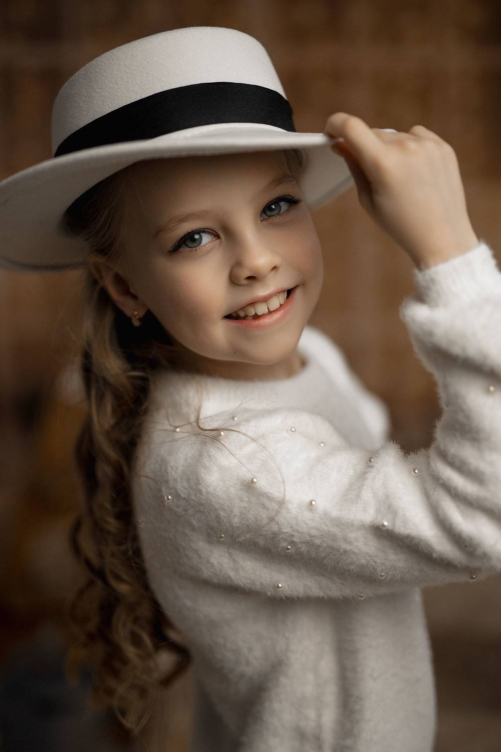 девочка, портрет, фотосессия, girl, young, portrait, творческий портрет, детский портрет, young girl, дети, children, детская фотография, детская фотосессия, постановка, постановочная фотография, girl portrait, фотопроект, Васильев Владимир