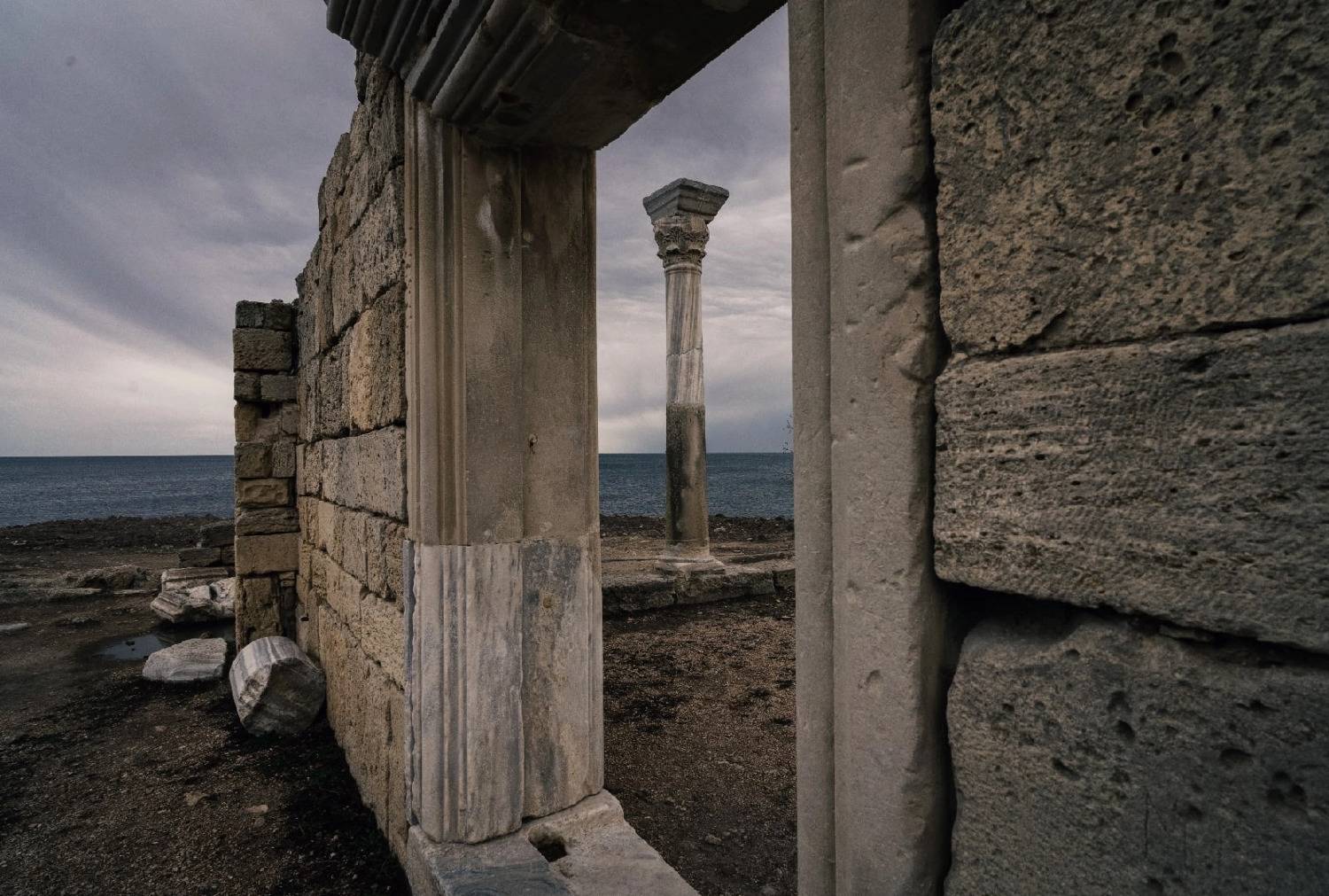 архитектура, античность, древность, монументальность, история, культурное наследие, цивилизация, эллада, херсонес таврический, атмосферное, загадочное, севастополь, россия, Щербак Анатолий